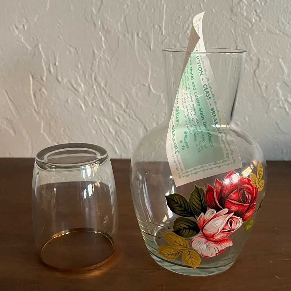 🌹West Virginia Paladium 22K Gold Floral Glass Carafe with Red and White Roses🌹 - Picture 8 of 12